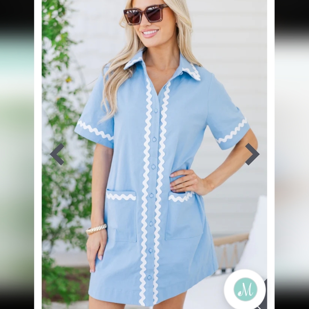 Entro Light Blue and White Button Down Dress M